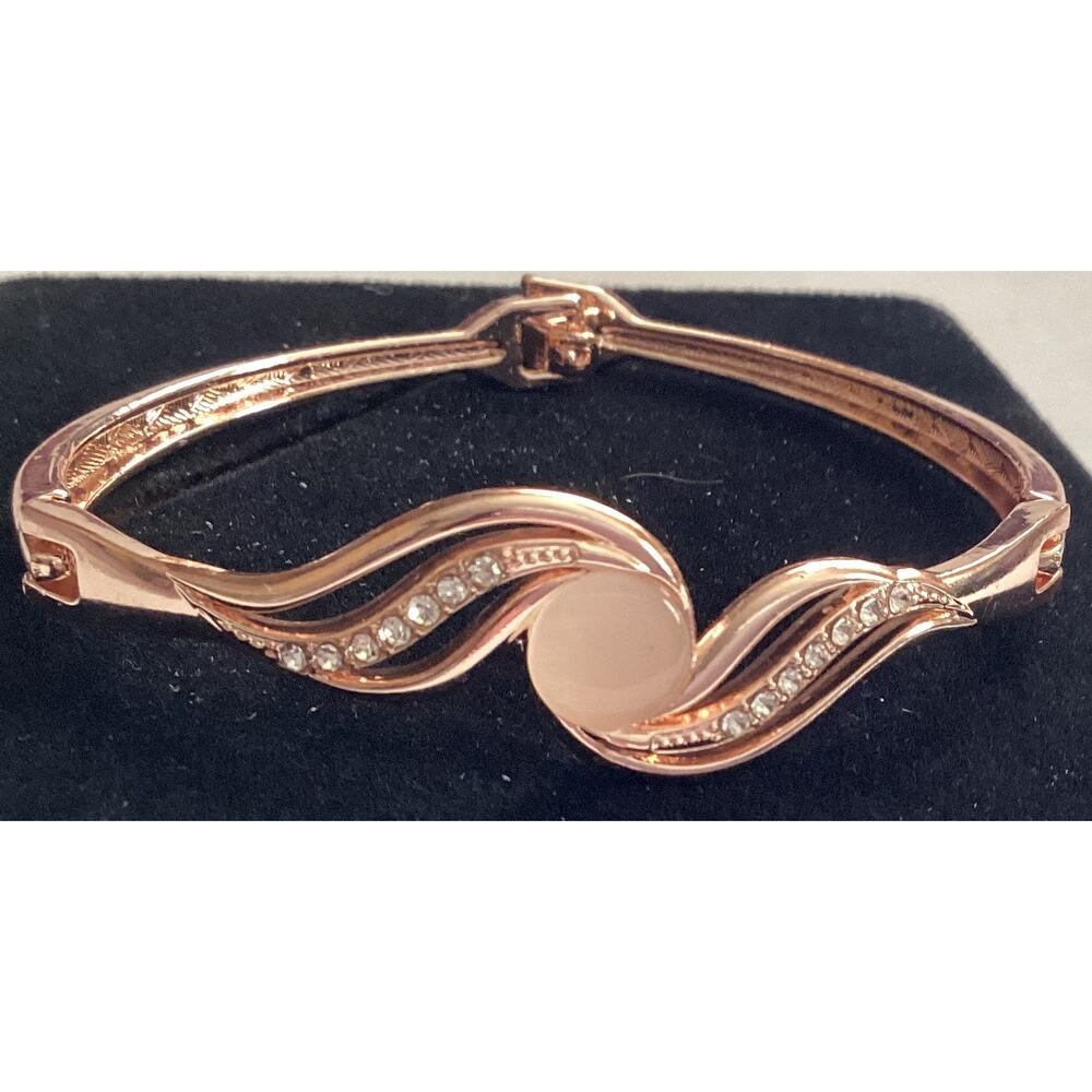 2504 NWOT Rose Gold Bracelet Bangle With Pink Beads and Cubic Zirconia Crystals